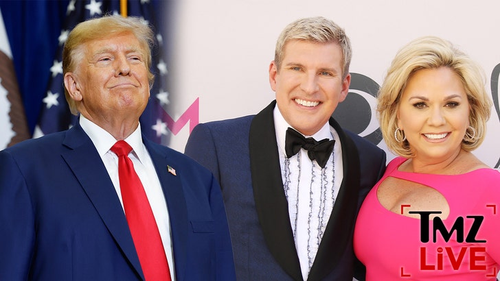 052825_tmz_live_trump_kal