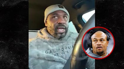 111125_brandon_jacobs_kal