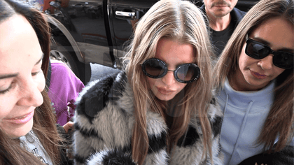 011226_jessica_simpson_kal