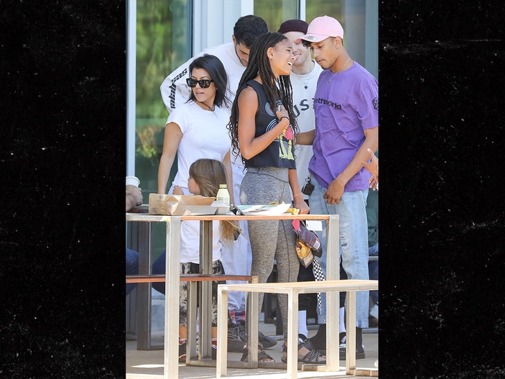 0701-willow-smith-kourtney-kardashian-bg-01