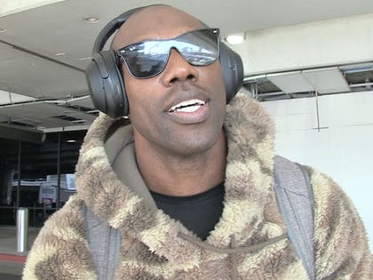 121219-terrell-owens-cowboys-primary