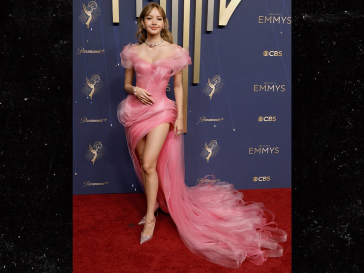 2025-Emmy-Awards-Arrivals-Sub3