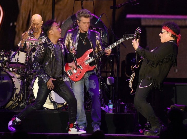 Journey's Performance Photos