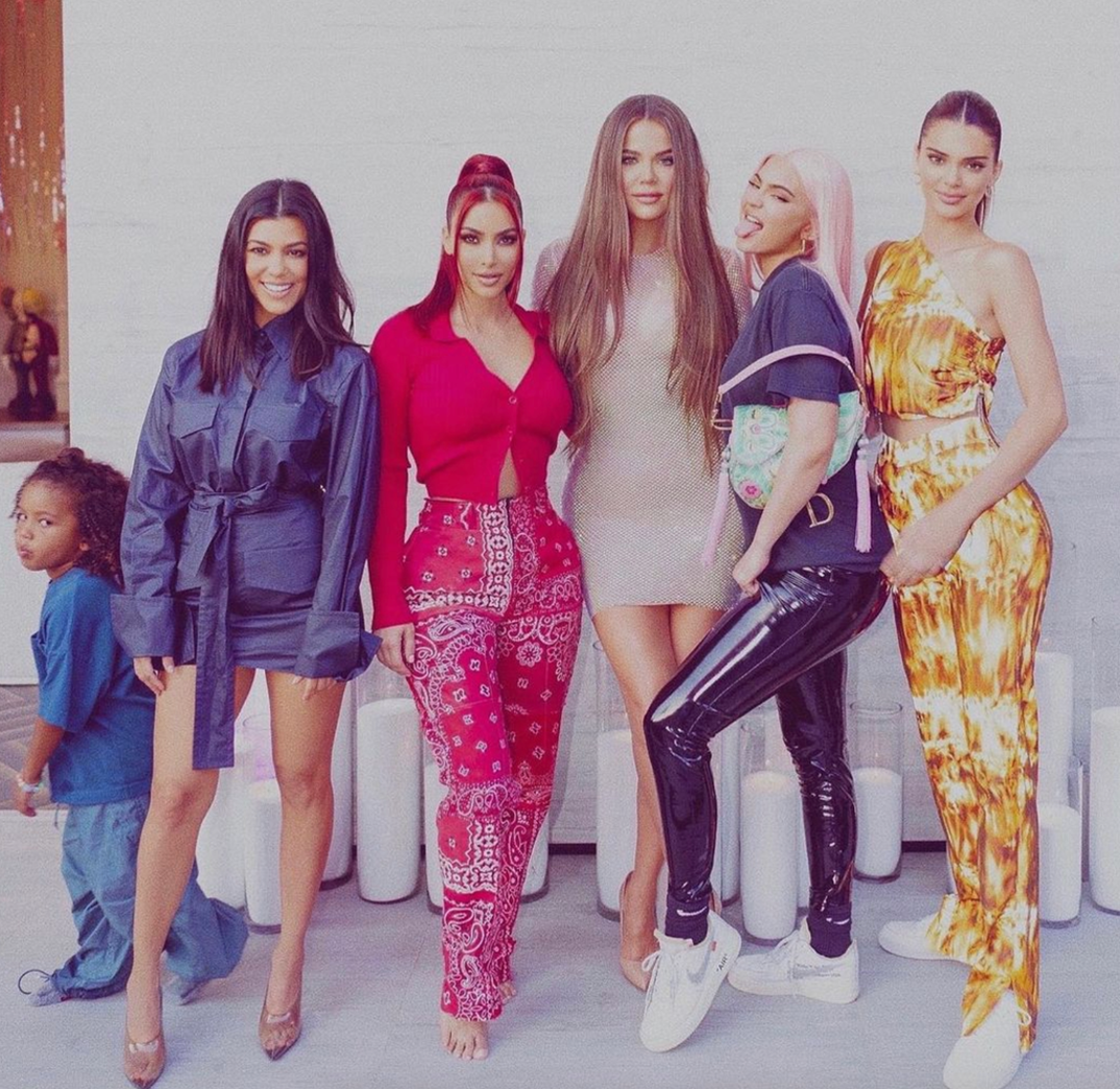 kardashian-family-insta-photos3