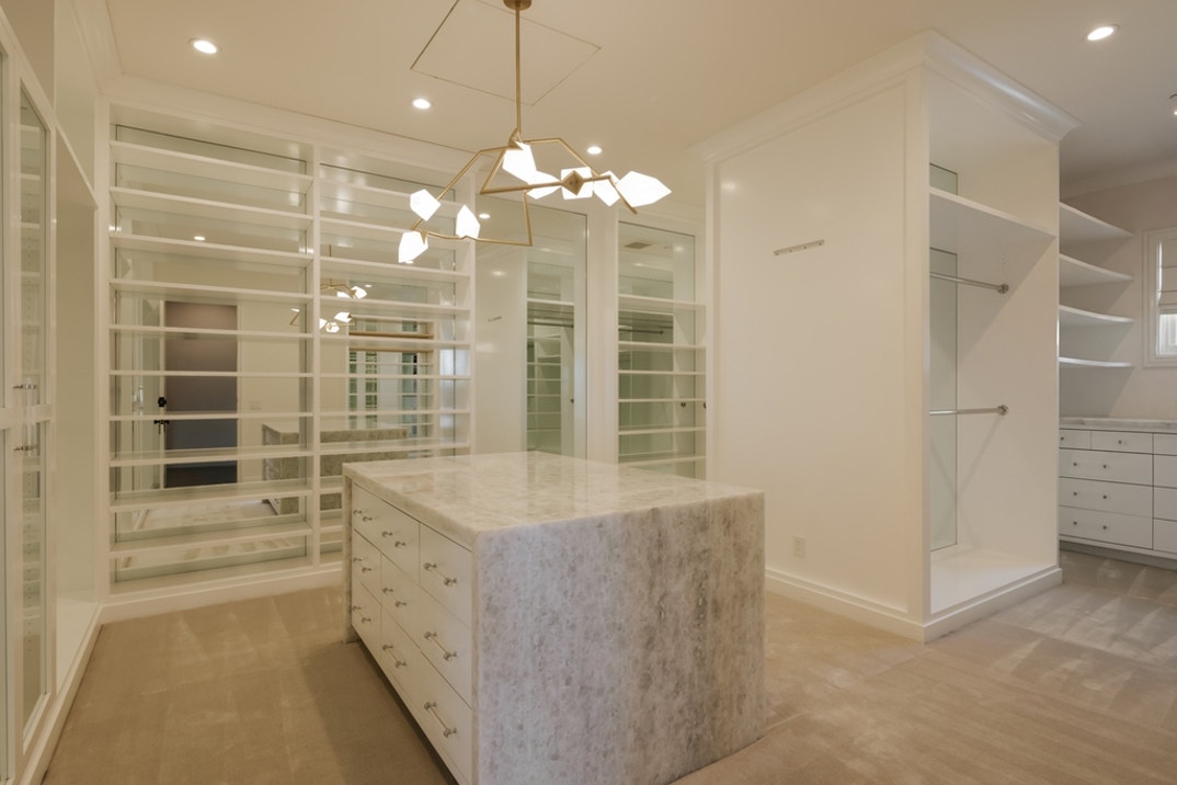 Kylie Jenner Hidden Hills Home For Sale 11