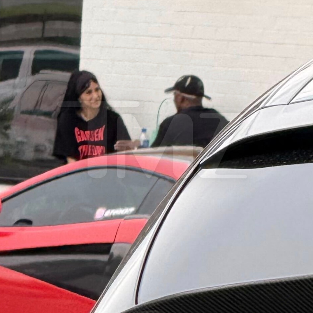 Cardi B and Stefon Diggs Argue Outside 0