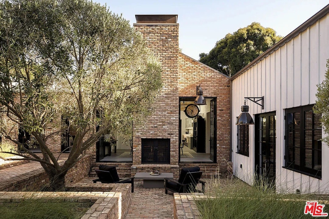 Diane Keaton New Home 15
