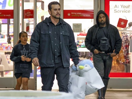 kanye west with daughter