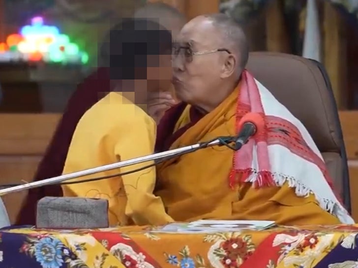 041023-dalai-lama-sub1