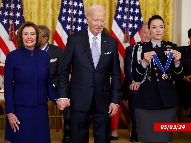 joe biden and nancy pelos