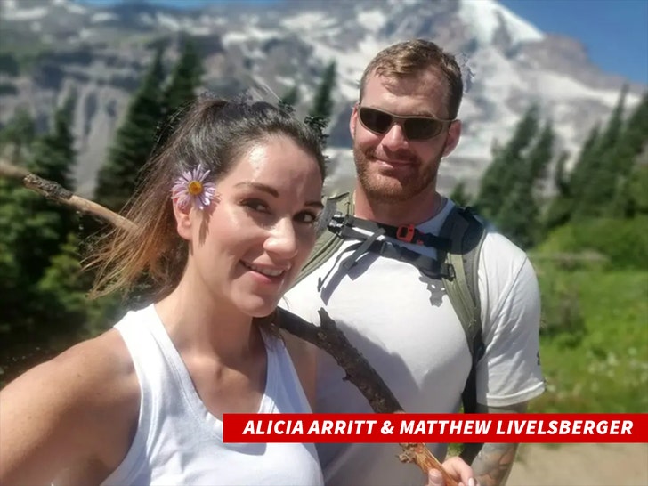 alicia arritt dan matthew livelsberger 1