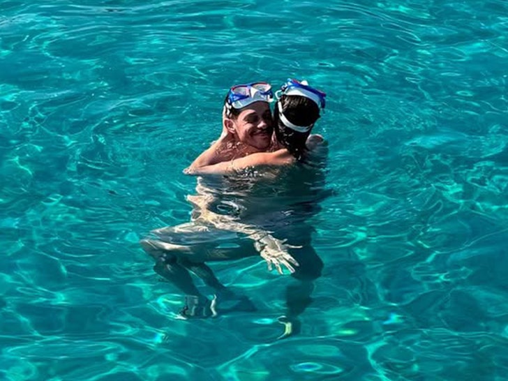 Peat Davidson y Elsi Heavit están disfrutando de unas vacaciones juntos