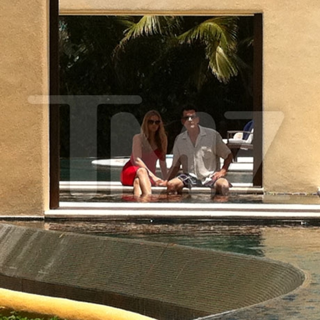 Charlie Sheen & Brooke Mueller in Mexico