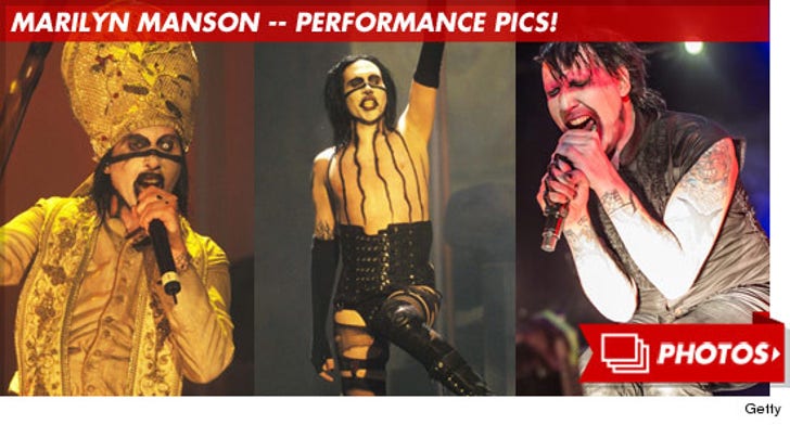 Marilyn Manson -- Performance Photos!