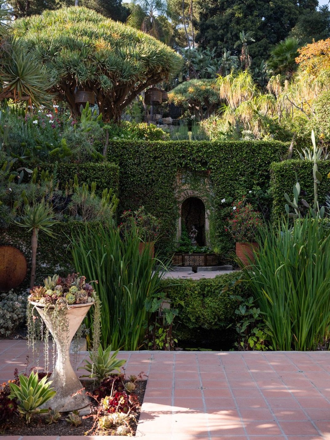 Aaron Paul Lists Los Angeles Home 22