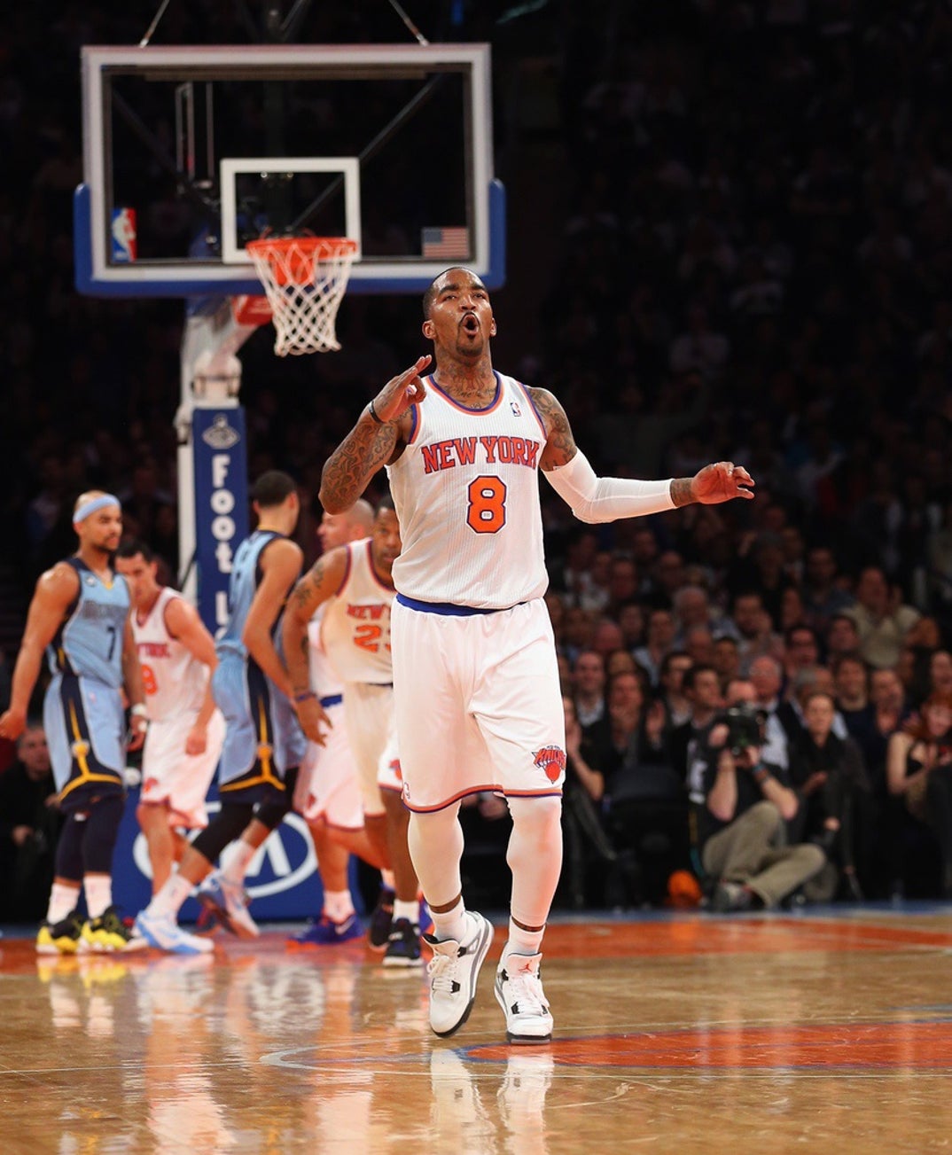 0929 J.R. Smith On The Court 2