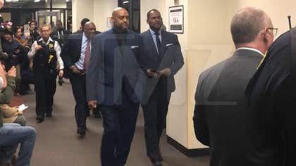 030619_r_kelly_child_support_kal