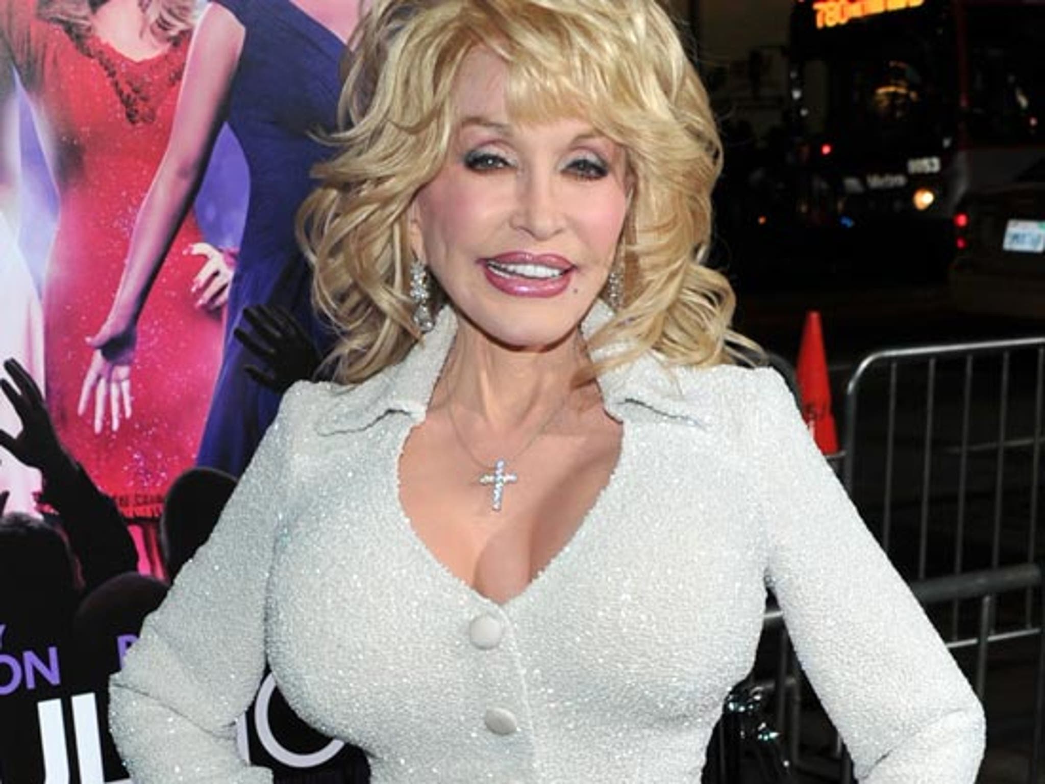 Dolly Parton -- Involved in Massive Bust!