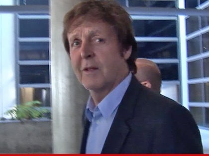 0522-paul-mccartney-tmz-01