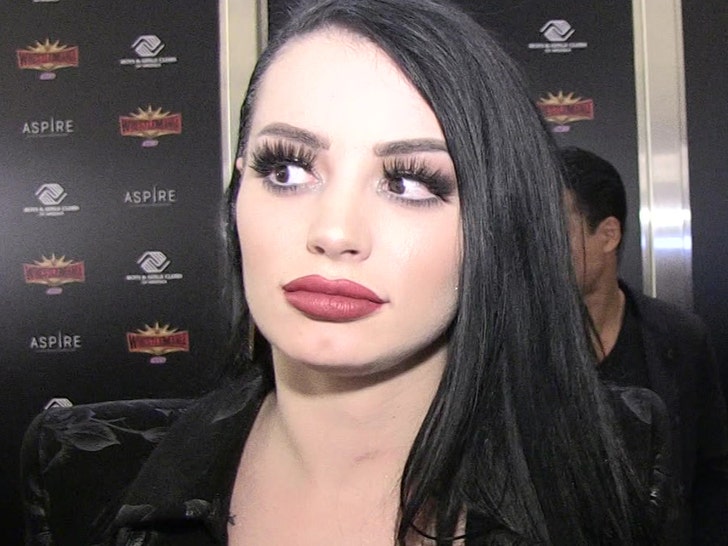 Paige Announces Shes Leaving Wwe But Vows To Return To Ring Again