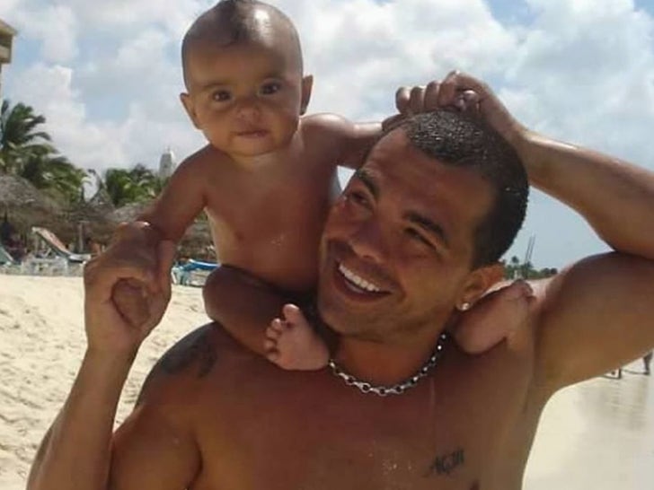 Arturo Gatti Father-Son Photos