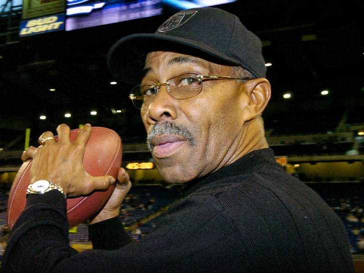 lem barney main neutral getty