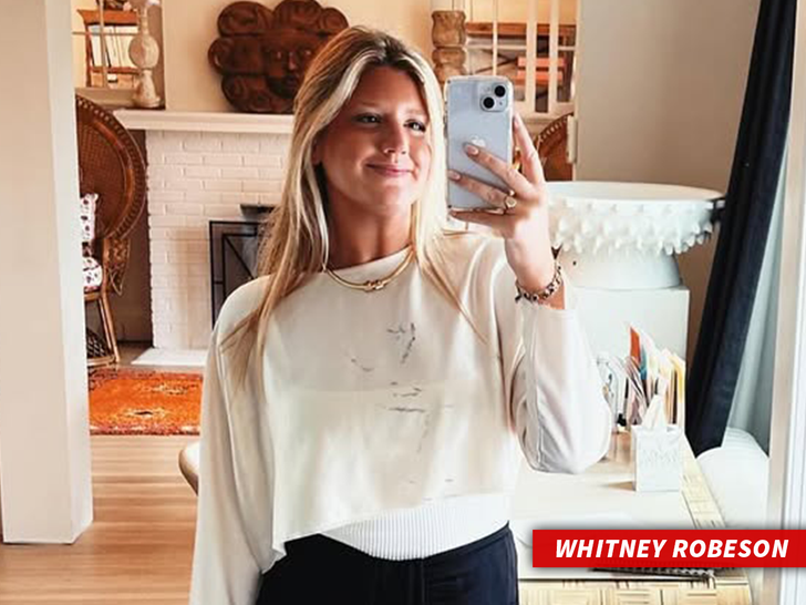 sub Whitney Robeson Instagram-@whitneyharlowdesign 2