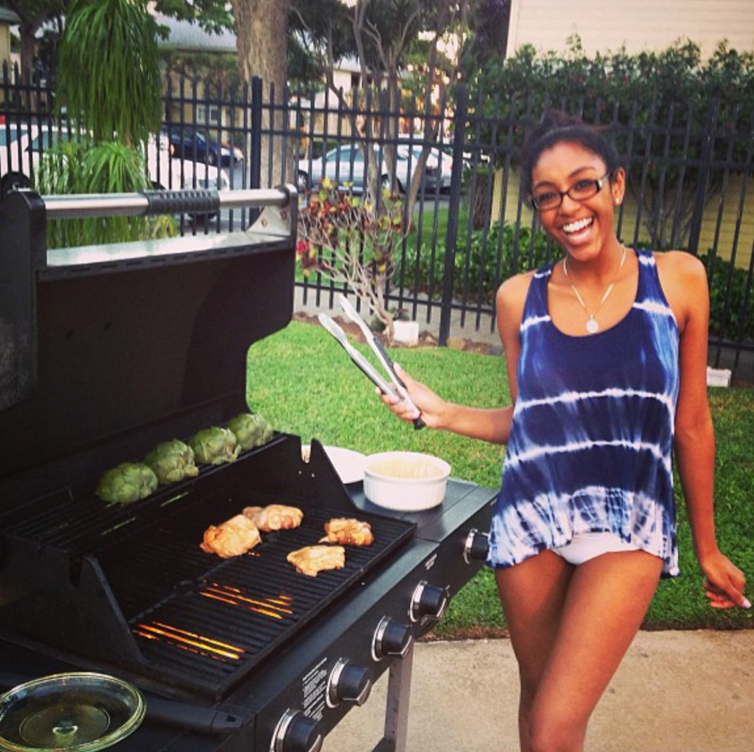 Tayshia Adams