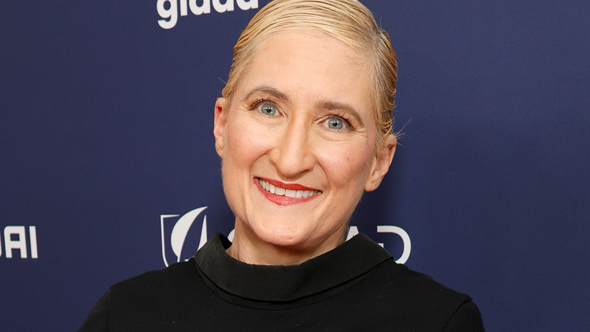 'I Kissed a Girl' Singer Jill Sobule Dies In House Fire at 66