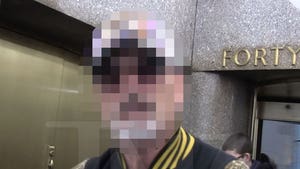 092525_howie_mandel_guess_who_primary