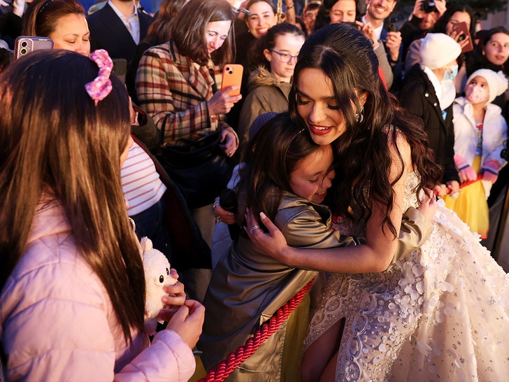 Rachel Zegler actúa en el evento de Disney para Blancanieves en España Getty 4