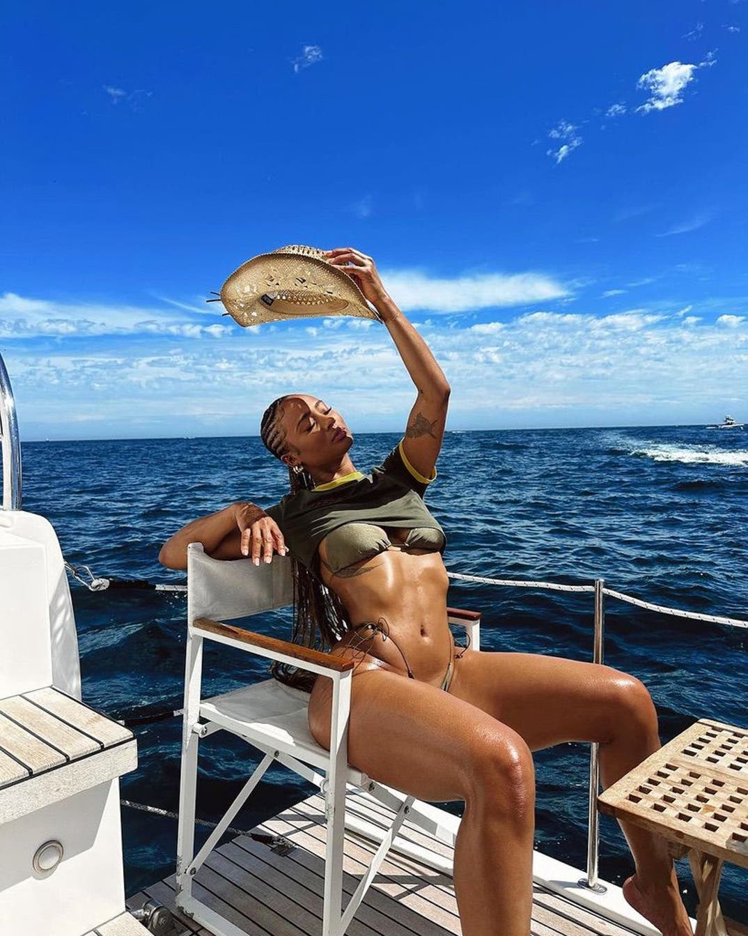 1007 Kayla Nicole Hot Shots 1