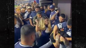 Dallas Cowboys Fans Repeatedly Punch Man In Melee During Buccaneers Game