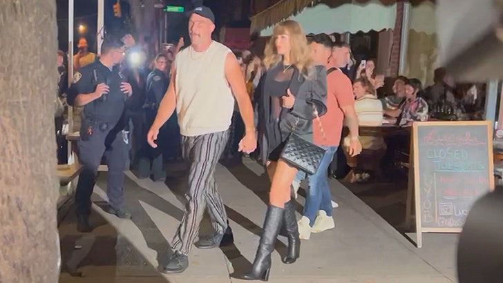 Taylor Swift and Travis Kelce Enjoy Pizza in NYC, Fans Go Wild