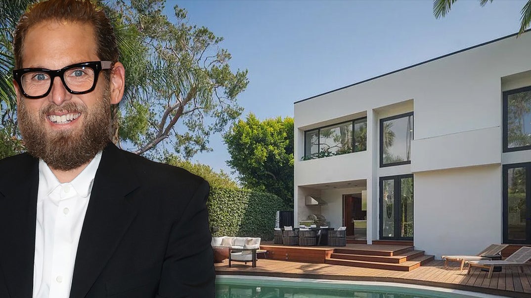 0923-Jonah-Hill-Former-Malibu-Home-For-Sale-PRIMARY