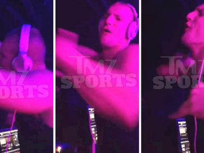 062115_gronk_primary