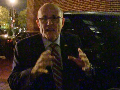 111516_rudy_giuliani_primary