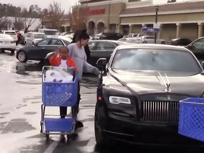 011117_kylie_tyga_primary