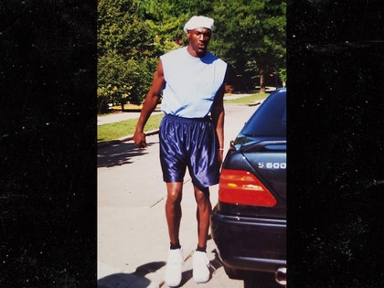 0810-michael-jordan-mercedes-sub-bhcc