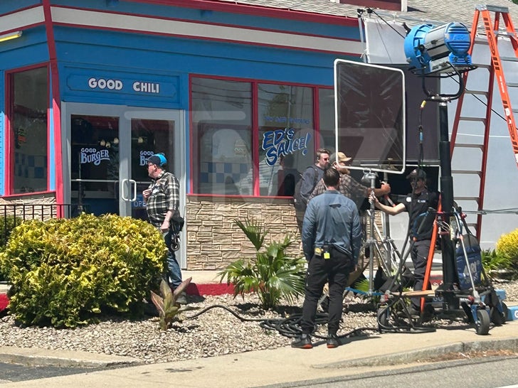 'Good Burger 2' -- Behind The Scenes