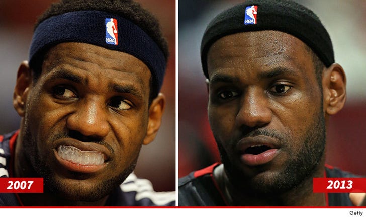 LeBron James -- TRAPPED IN HAIR-LOSS DENIAL ... Says Kenny Smith