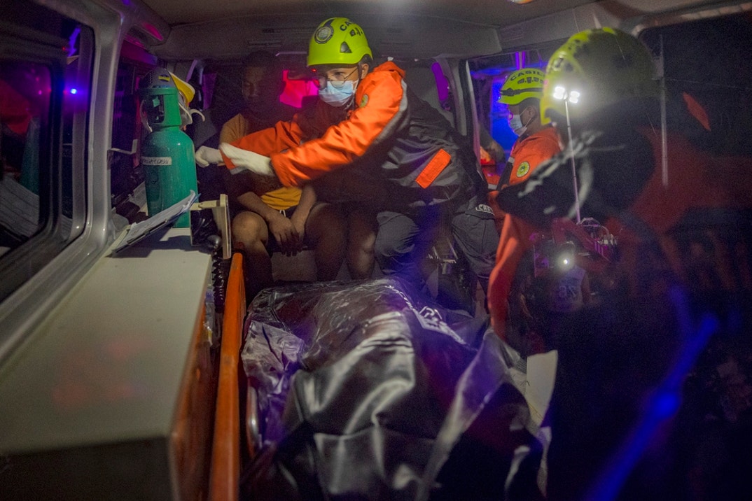 Philippines Earthquake Aftermath 9