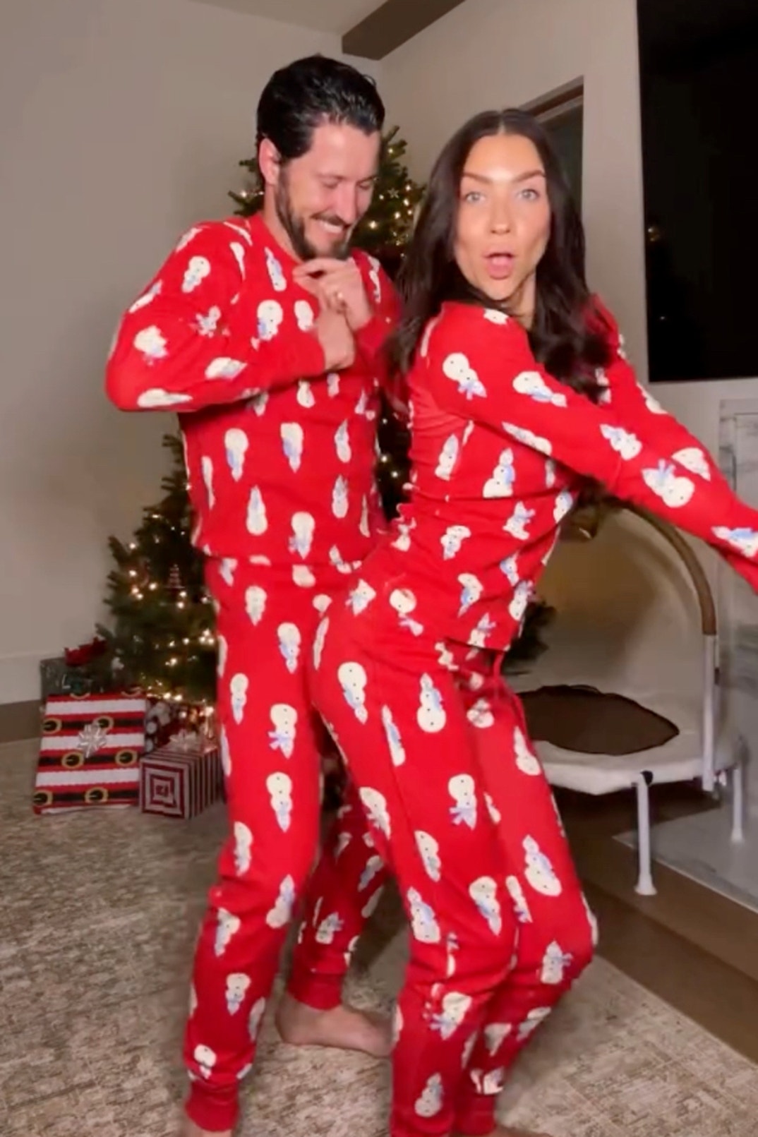 Valentin Chmerkovskiy and Jenna Johnson