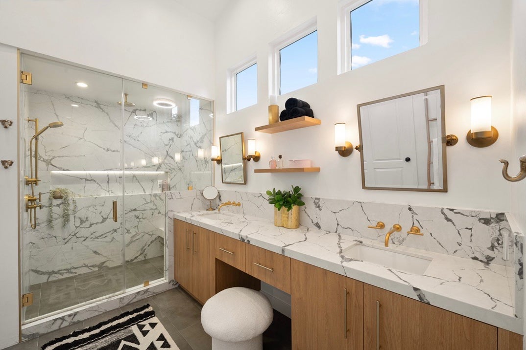 Nicole Young Selling Sunset LA Home For Sale 7