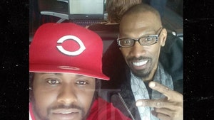 Charlie Murphy Graciously Takes Photo With Fan Weeks Before Death
