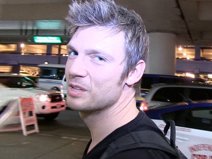 1122-Nick-Carter-tmz-03