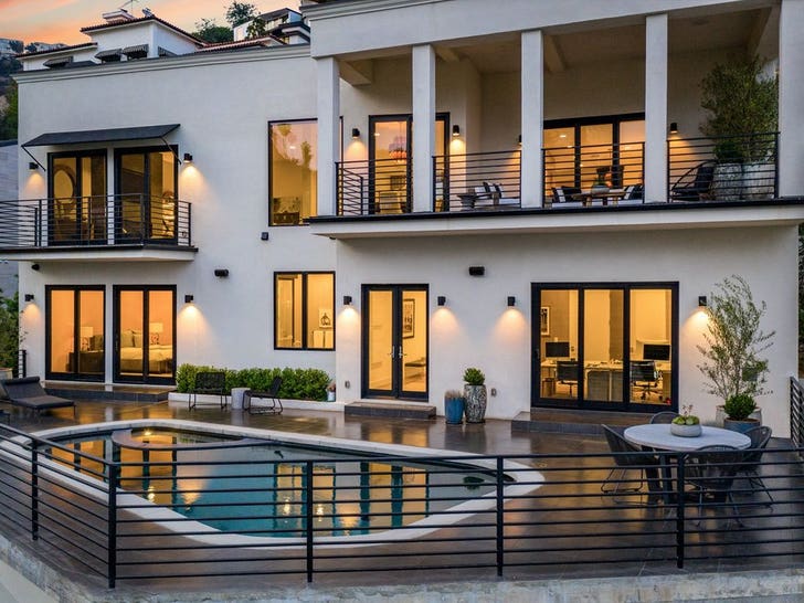Jeff Lewis' Hollywood Hills House