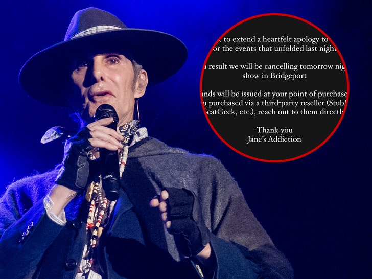 Jane’s Addiction Apologizes To Fans After Fight Onstage In Boston