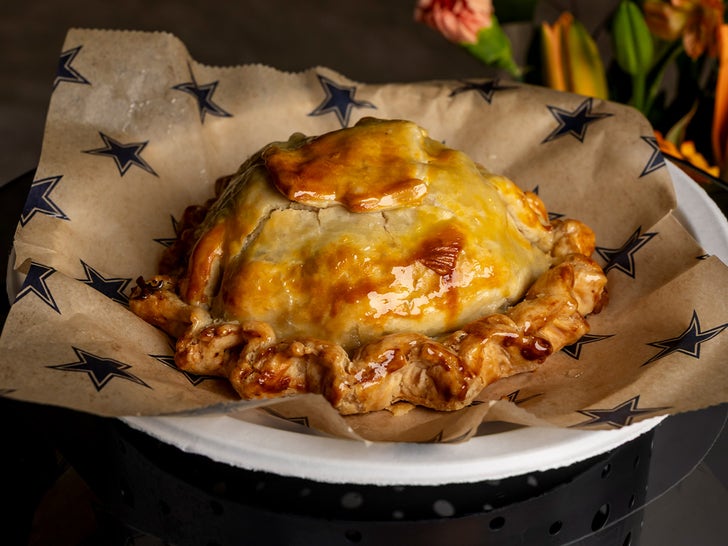 1125-Cowboys-Thanksgiving-Food-Sub2