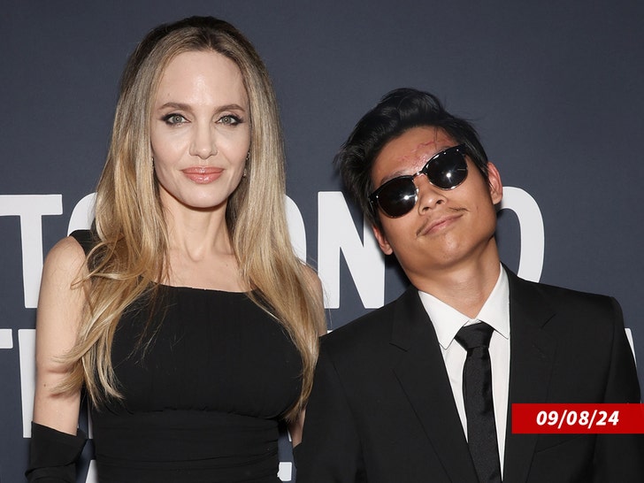 Angelina Jolie Swarmed by Fans in Chaotic TIFF Appearance